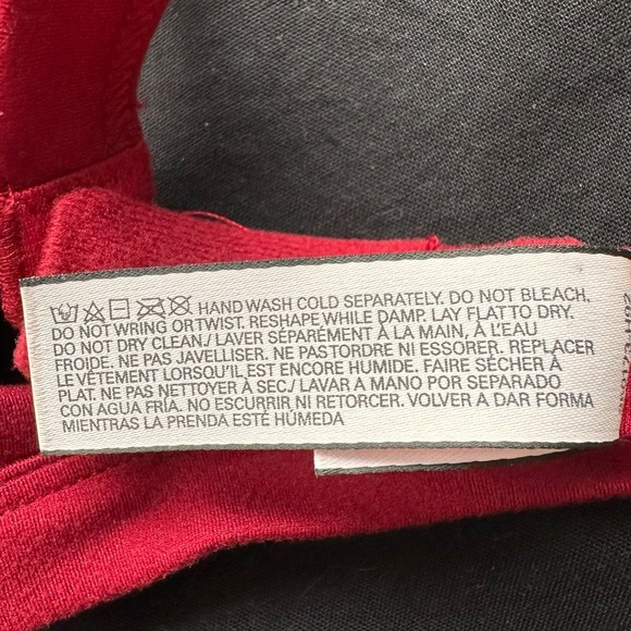 Victoria's Secret Red Lace Bandeau Size Medium - Picture 5 of 5